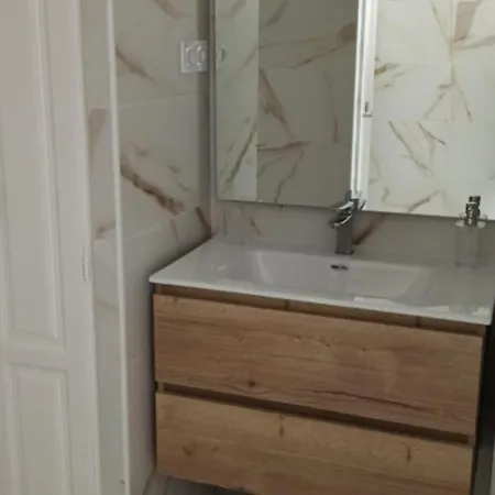 Encantador En Апартаменты