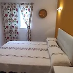 Apartment Encantador En *